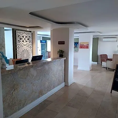 Olivias Group Hotel 3*